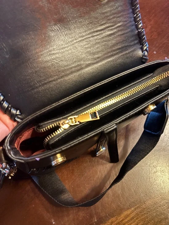 Upcycled Inspired Crossbody Saddle Bag - Picture 9 of 10